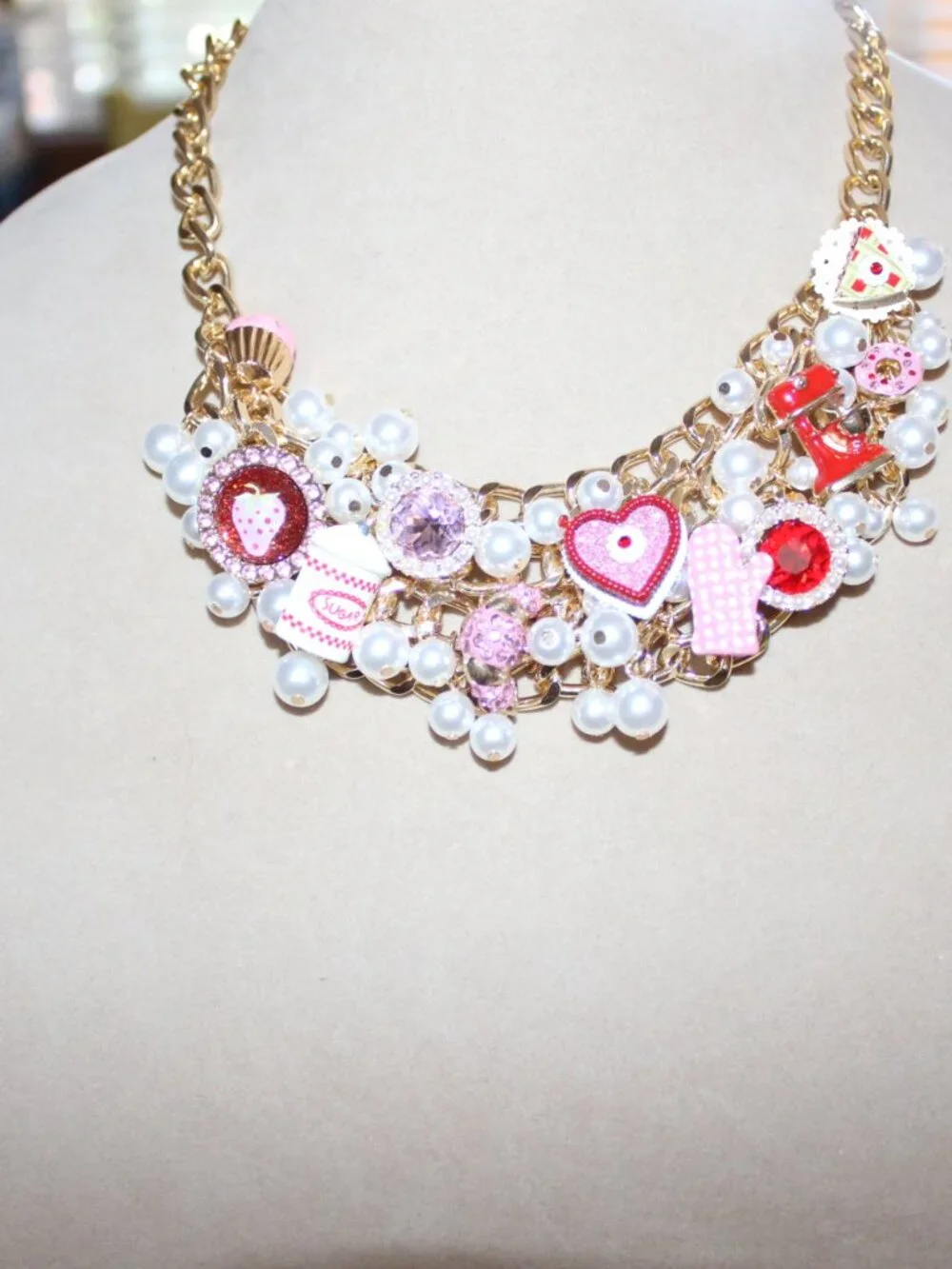 NWT Betsey Johnson Baking Bib Necklace and matching Bracelet FABULOUS!! - Picture 5 of 13